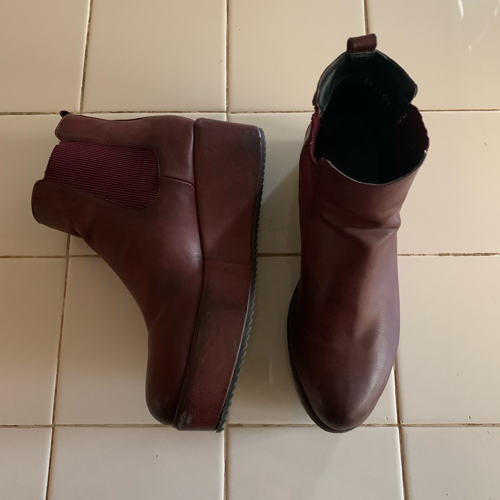 Women’s Beston Maroon Platform Ankle Boot- 10